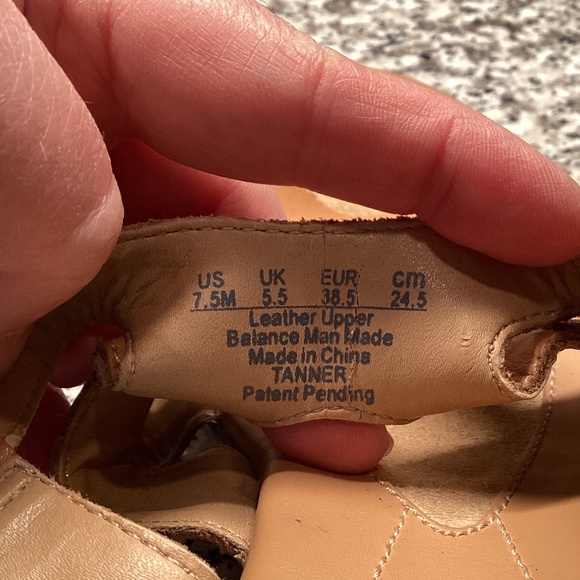 Naturalized No 5 Comfort Wedge Sandals Size 7.5 - Picture 10 of 10